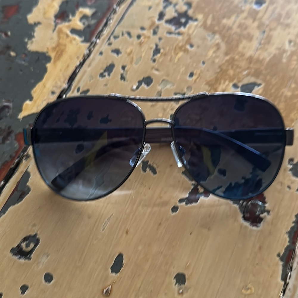 Steve Madden Aviator Sunglasses